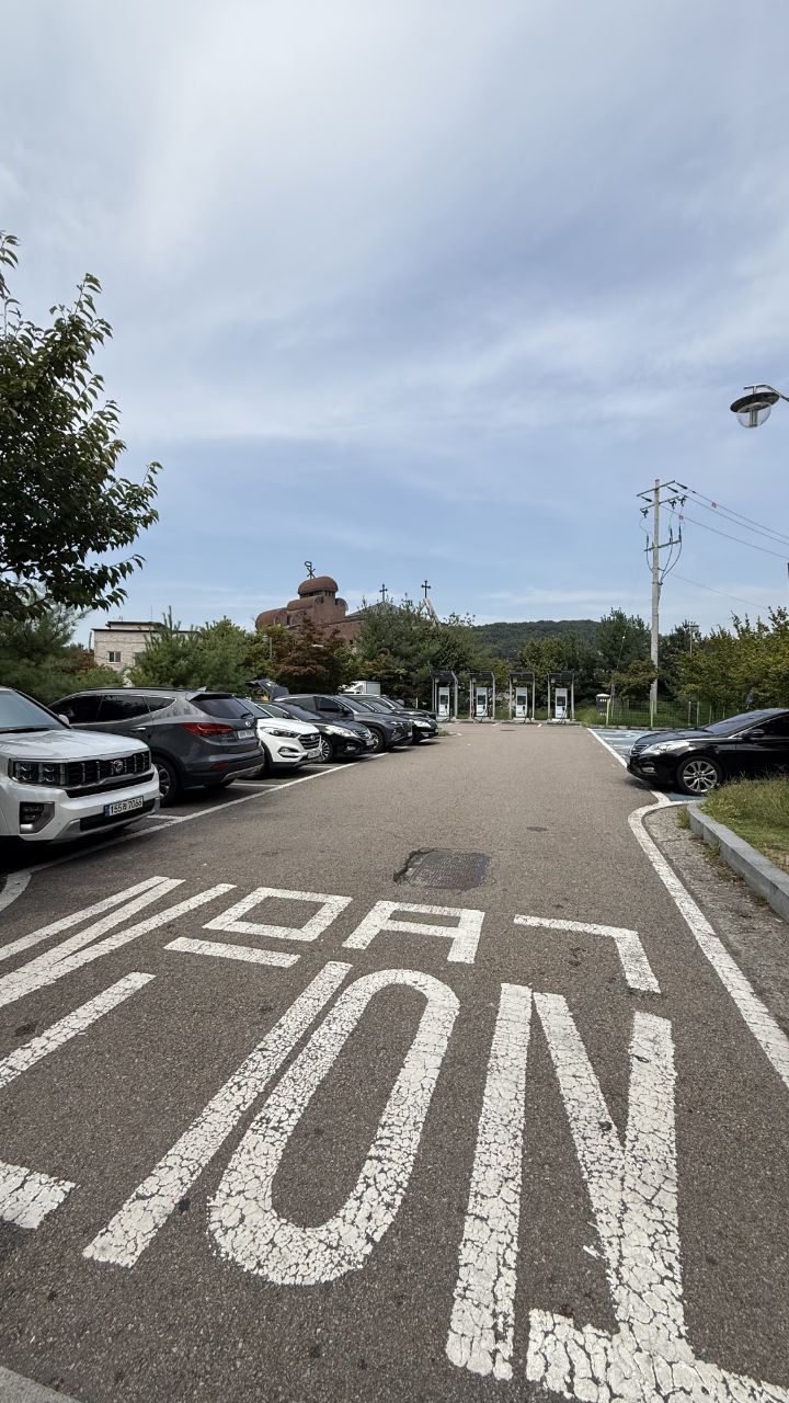 청주의료원장례식장 주차장과 차량 진입로