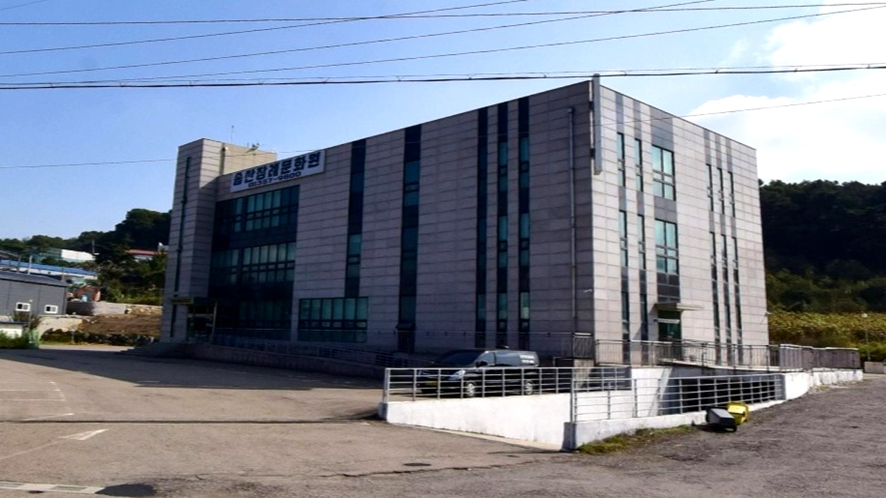 송산장례문화원 외관 전경