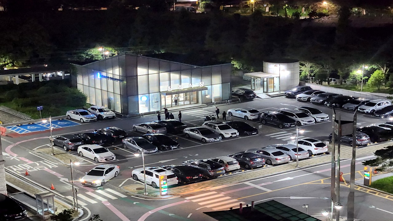 일산동국대병원장례식장 야간 전경