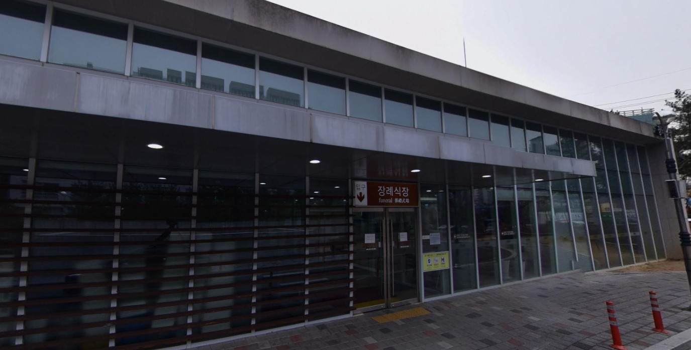 칠곡경북대학교병원장례식장 출입구 모습